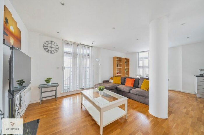 2 Bedroom Flat To Rent In Victoria Wharf, Palmers Road, Bethnal Green, London, E2