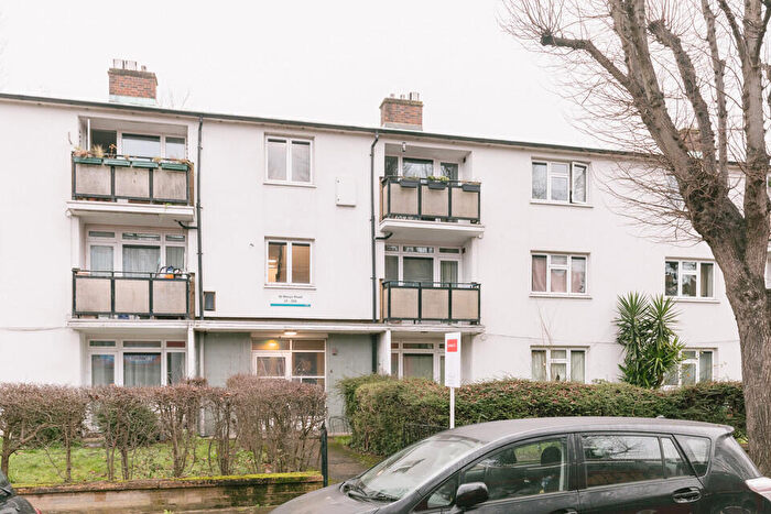 2 Bedroom Flat For Sale In St. Mary's Road, Nunhead, SE15