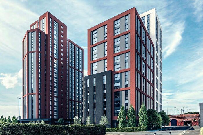 2 Bedroom Apartment For Sale In Phoenix, Saxton Lane, Leeds, LS9