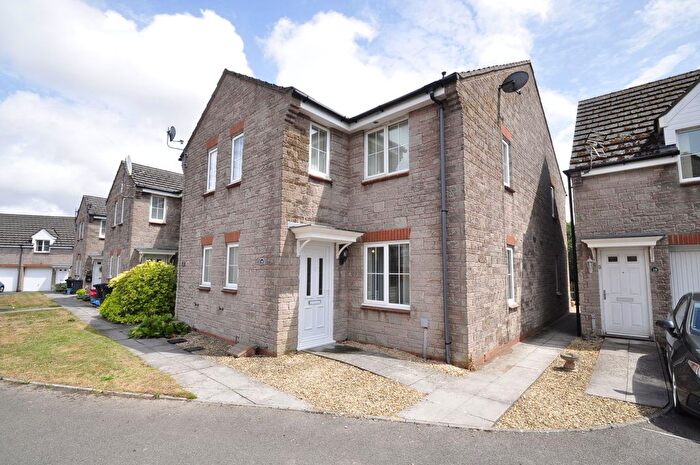 2 Bedroom Property To Rent In Pennard Close, Newport, NP10