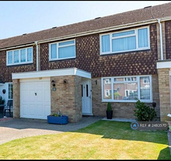 3 Bedroom Terraced House To Rent In Brambletye Road, Crawley, RH10