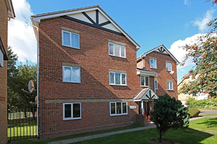 1 Bedroom Flat To Rent In Heathfield Drive, Mitcham, CR4