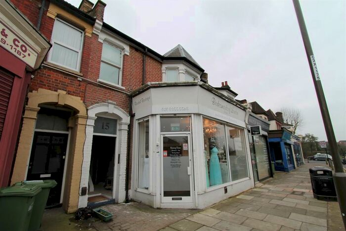 Studio To Rent In Well Hall Parade, Eltham, SE9