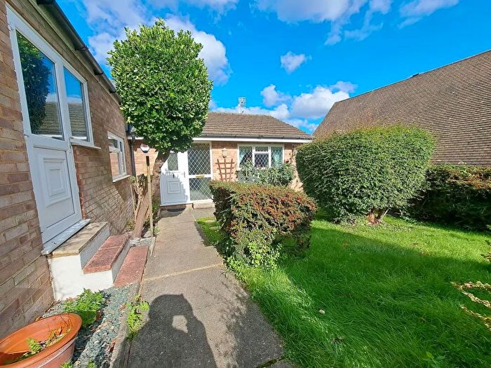2 Bedroom Detached Bungalow For Sale In Buckhurst Close, Eastbourne, East Sussex, BN20