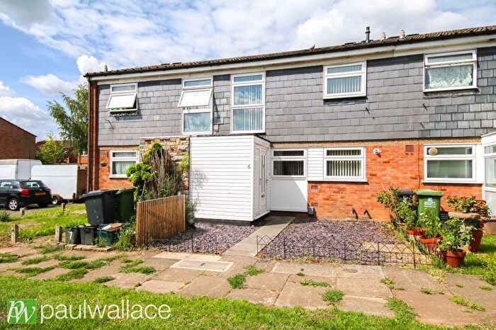 3 Bedroom Terraced House For Sale In John Court, Hoddesdon, EN11