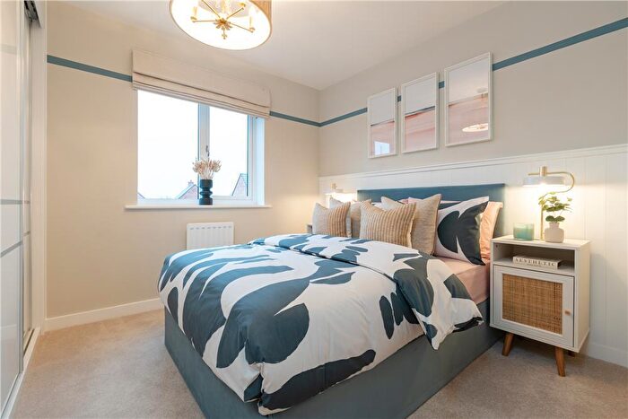 3 Bedroom Detached House For Sale In Morton Way, Thornbury, BS35