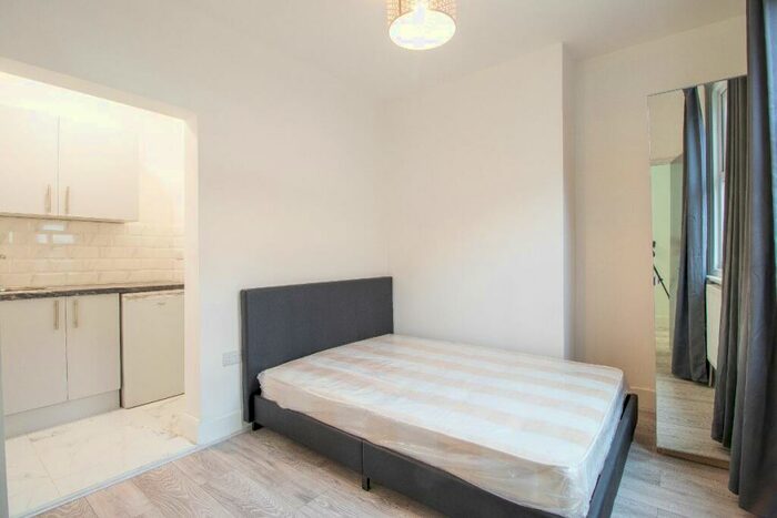 Studio To Rent In Camden High Street, London, NW1