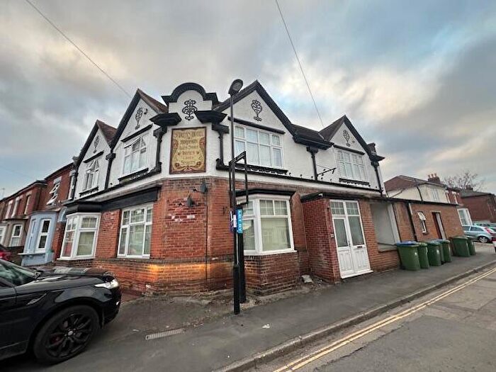 1 Bedroom Flat To Rent In St Denys, SO17