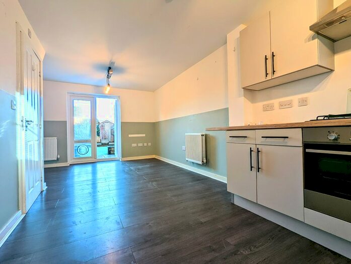 3 Bedroom Terraced House To Rent In Ffordd Cadfan, Bridgend, CF31