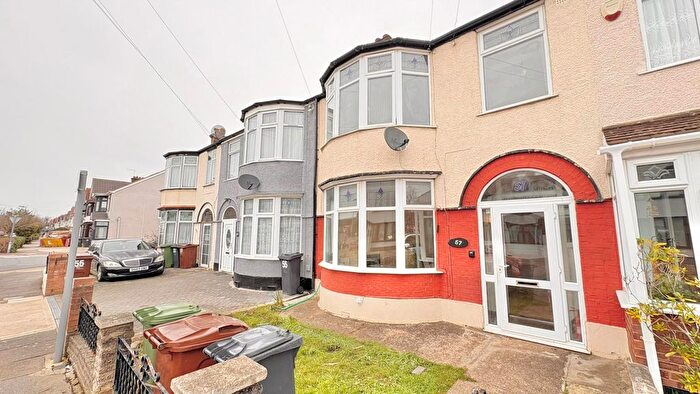 3 Bedroom Terraced House To Rent In Shirley Gardens, Barking, IG11
