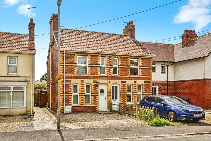 3 Bedroom Semi-Detached House For Sale In Forest Road, Melksham, SN12