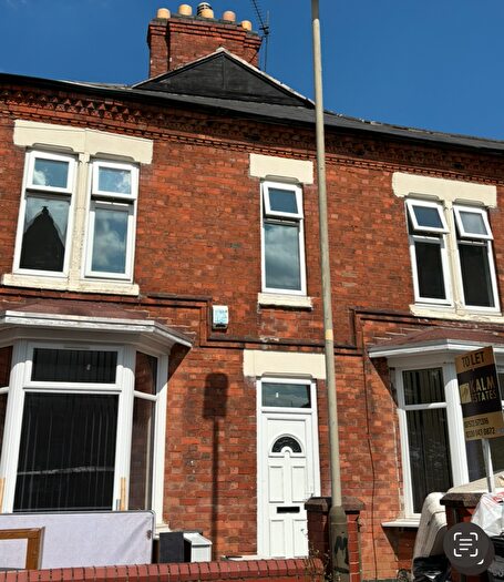 4 Bedroom End Of Terrace House To Rent In Wood Hill, Leicester, LE5