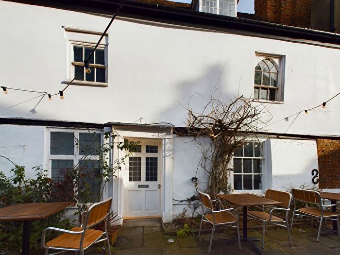 1 Bedroom Maisonette To Rent In Flat, - Best Lane, CT1