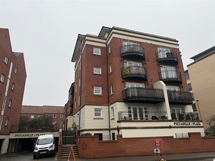 1 Bedroom Flat For Sale In Trafalgar House, Piccadilly, York, YO1