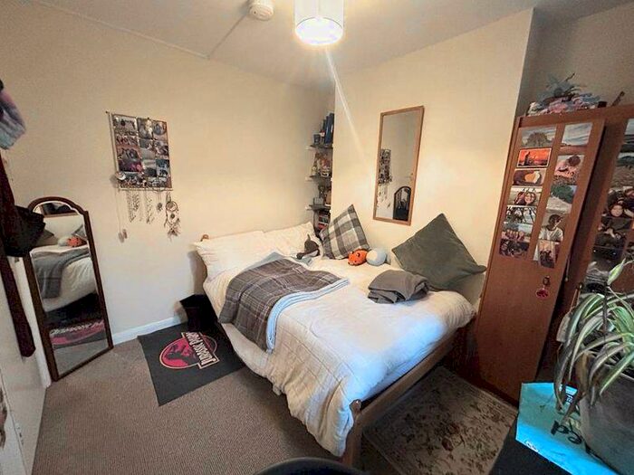 5 Bedroom Detached House To Rent In Hanover Terrace, Brighton, BN2