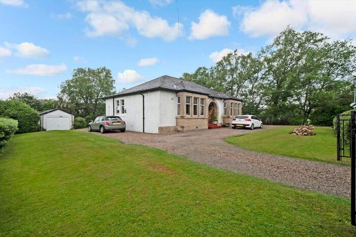 3 Bedroom Detached House For Sale In Candren Road, Linwood, PA3