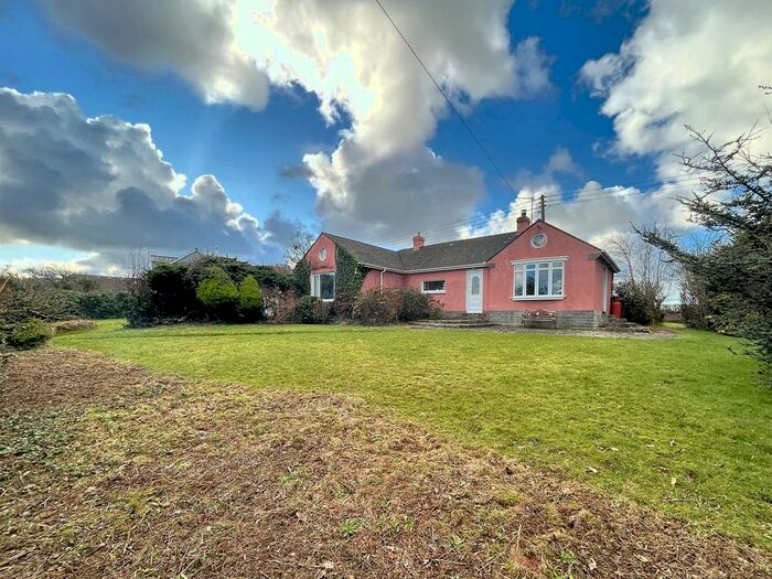 2 Bedroom Bungalow For Sale In Crackington Haven, Bude, EX23