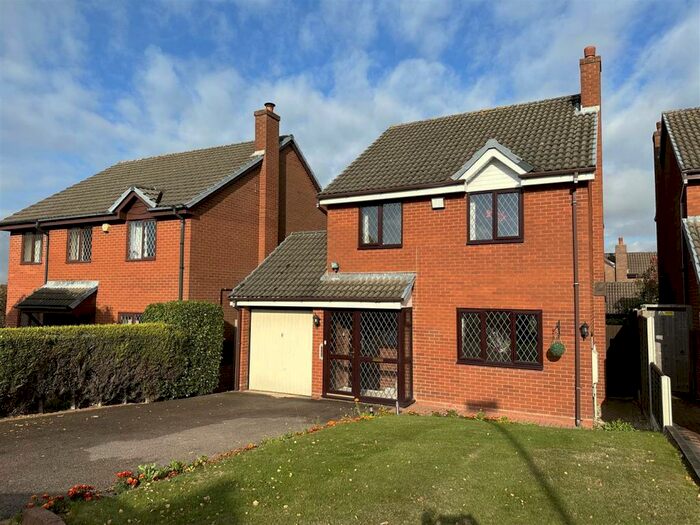 3 Bedroom Detached House To Rent In Augustine Grove, Four Oaks, Sutton Coldfield, B74