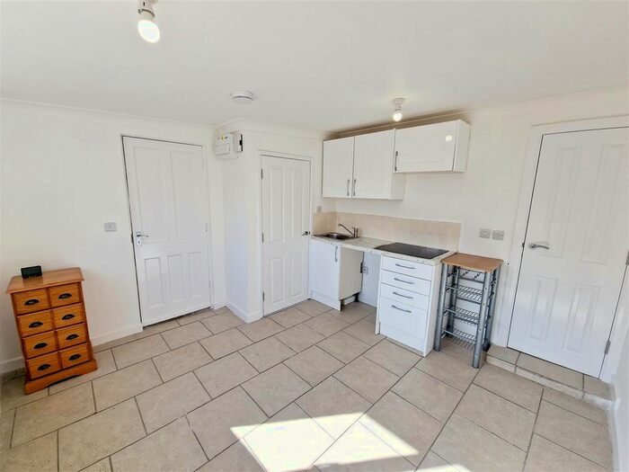 1 Bedroom Studio To Rent In Church Lane, Peterborough, PE2