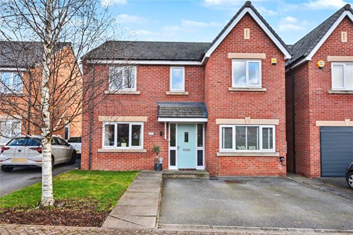 4 Bedroom Detached House For Sale In Jennie Blackamore Way, Crossgates, Leeds, LS15