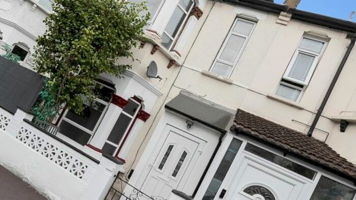 6 Bedroom Terraced House To Rent In Toronto Avenue, London, E12