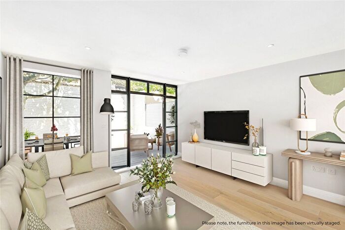 3 Bedroom Flat For Sale In Ebury Street, London, SW1W