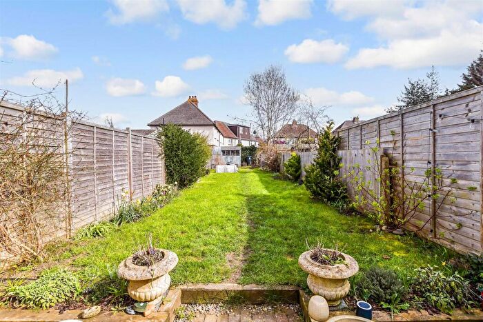 3 Bedroom Terraced House For Sale In St. Philip's Avenue, Maidstone, Kent, ME15