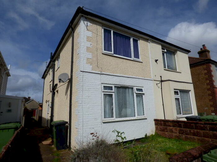 1 Bedroom Flat To Rent In Wilmer Road, SO50