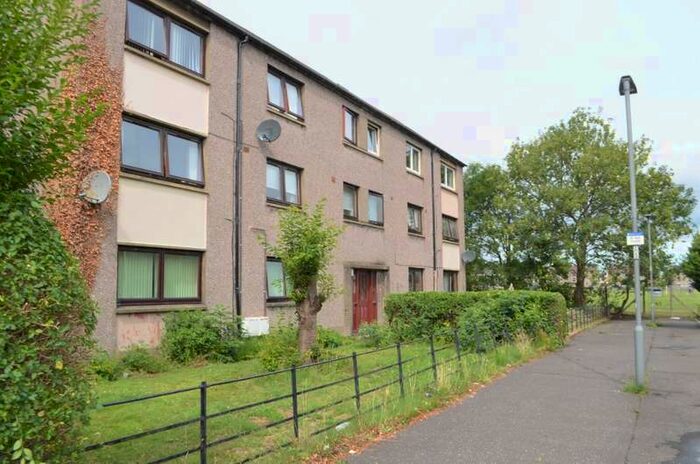 3 Bedroom Flat To Rent In Millburn Street Falkirk, FK2