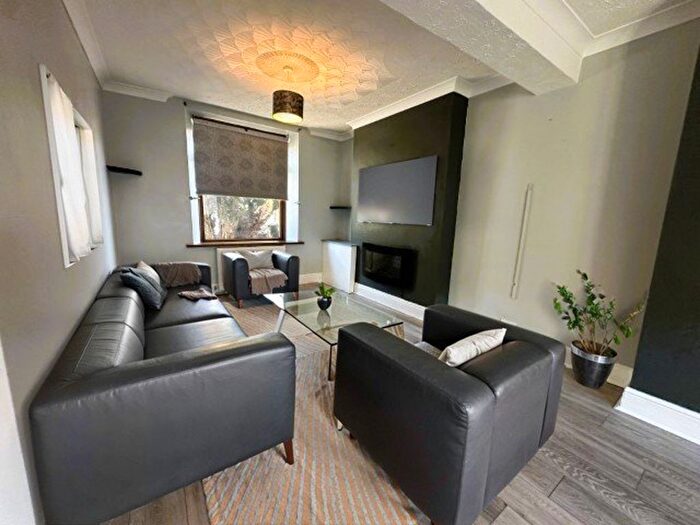 3 Bedroom Terraced House To Rent In Gladstone Street, Abertillery, NP13