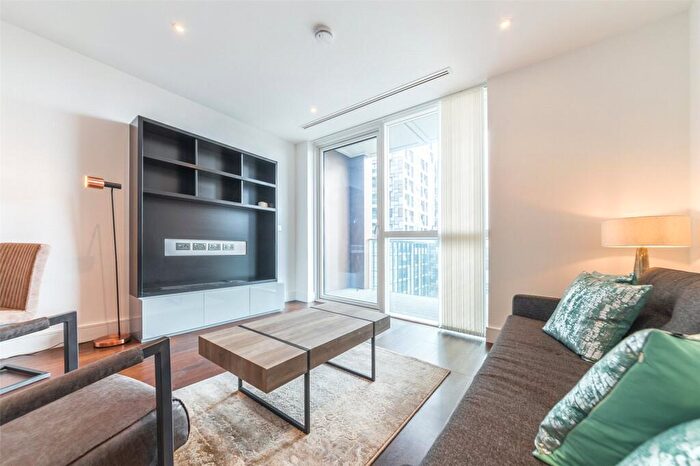 1 Bedroom Apartment To Rent In Maine Tower, Harbour Way, London, E14