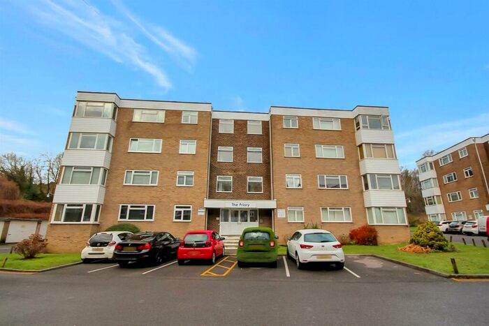 2 Bedroom Flat To Rent In London Road, Patcham, Brighton, BN1