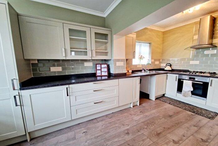 2 Bedroom Bungalow To Rent In Shear Brow, Blackburn, BB1