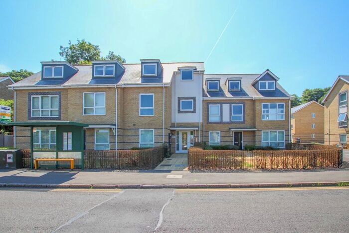 1 Bedroom Flat To Rent In Mead Lane, Hertford, SG13