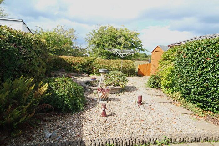 2 Bedroom Detached Bungalow For Sale In Willow Lane, Pentre, CH5