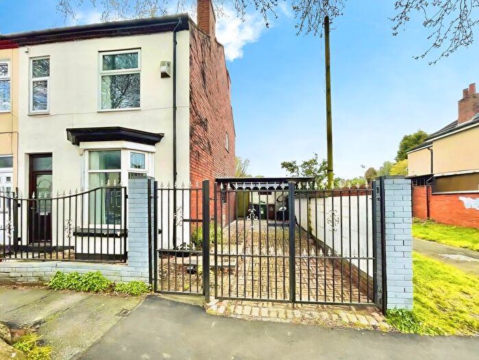 3 Bedroom End Terrace House To Rent In Bloxwich Road, Bloxwich, Walsall, WS3