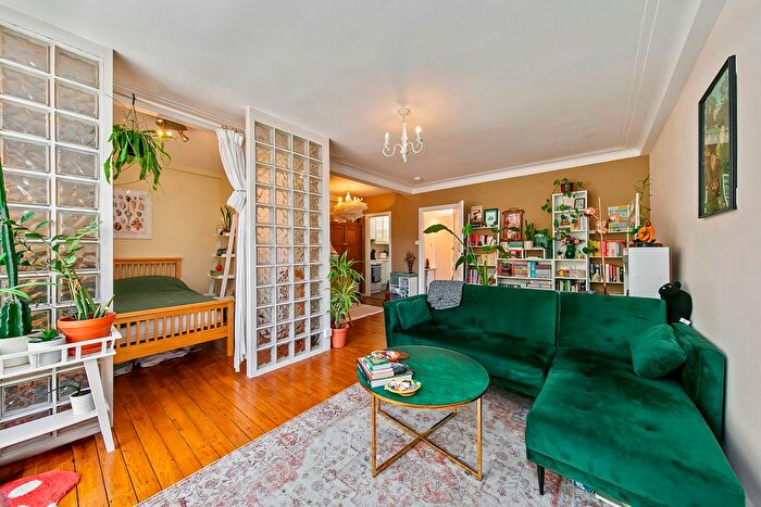 Studio For Sale In Lichfield Court, Sheen Road, Richmond, TW9