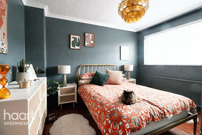 3 Bedroom Semi-Detached House For Sale In Cliff Gardens, Minster, ME12