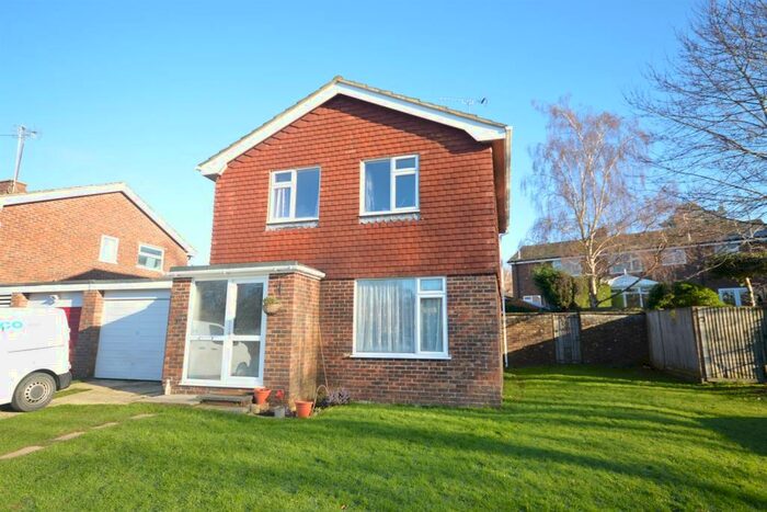 3 Bedroom Detached House To Rent In Riverside, Storrington, RH20