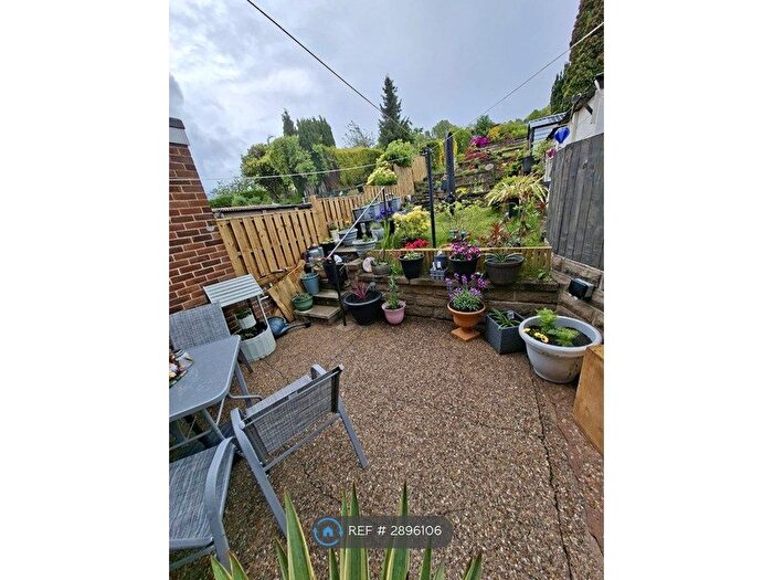 3 Bedroom Semi-Detached House To Rent In Newman Drive, Sheffield, S9