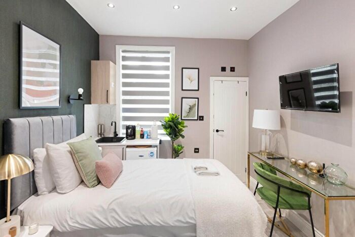 1 Bedroom Serviced Apartments To Rent In Nightingale Grove, London, SE13