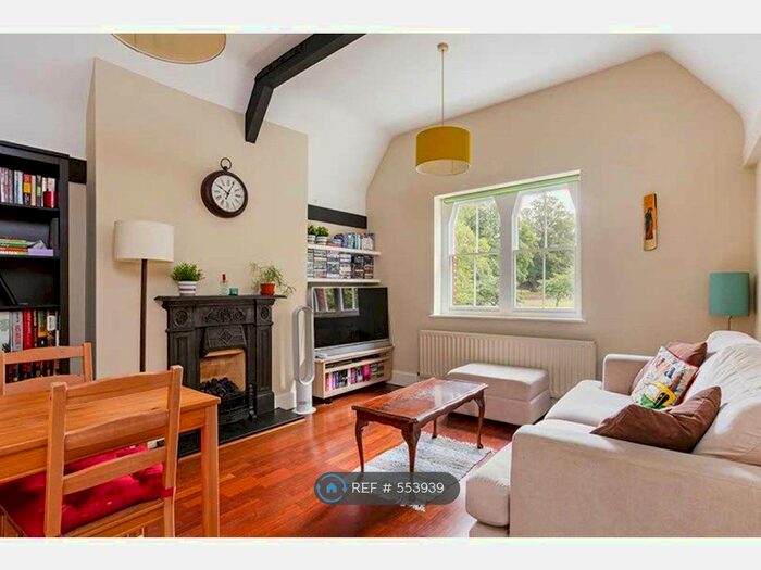 2 Bedroom Detached House To Rent In Royal Free Court, Windsor, SL4