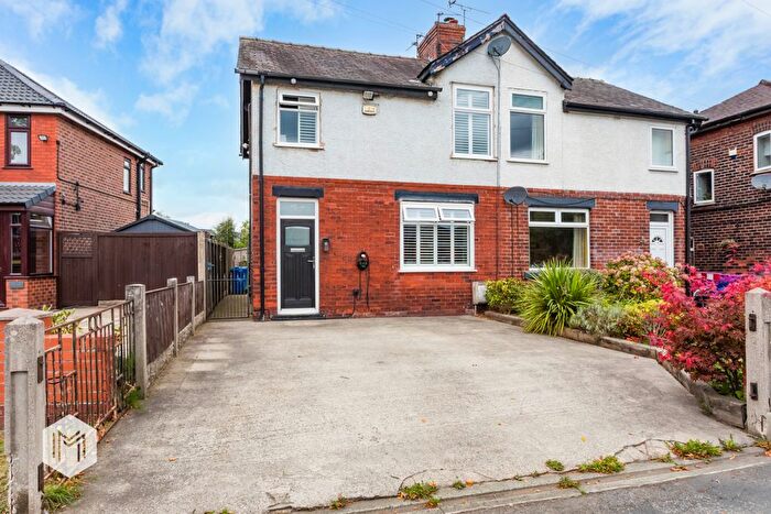 3 Bedroom Semi-Detached House For Sale In Higher Green Lane, Astley, Tyldesley, Manchester, M29