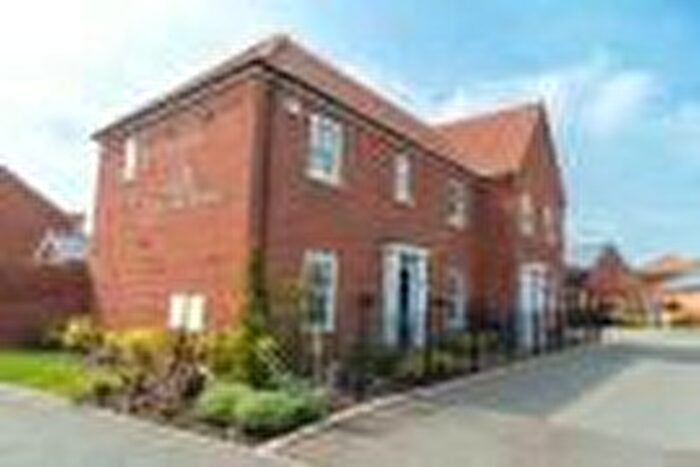 3 Bedroom Semi-Detached House For Sale In Wymondham, NR18