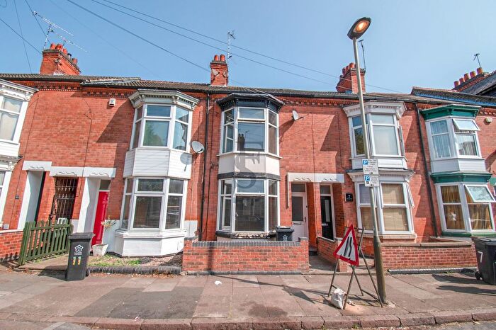 4 Bedroom Terraced House To Rent In Barclay Street, Leicester, LE3