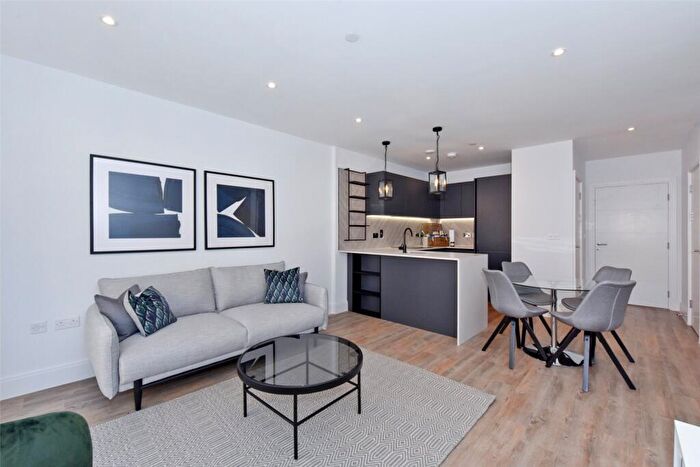 2 Bedroom Apartment To Rent In Darjeeling House, Memorial Avenue, Slough, SL1