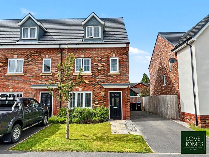 4 Bedroom Town House For Sale In Bowlands Lane, Catterall, Preston, PR3