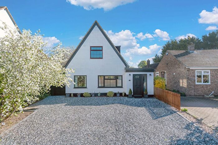 4 Bedroom Detached House For Sale In Fowlmere Road, Foxton, CB22