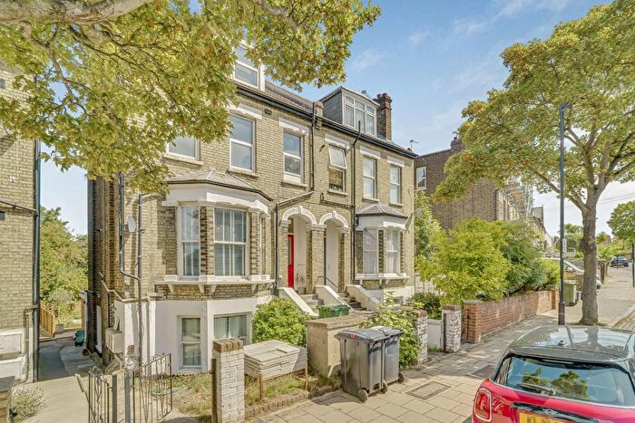 1 Bedroom Flat To Rent In Angles Road, Streatham, SW16