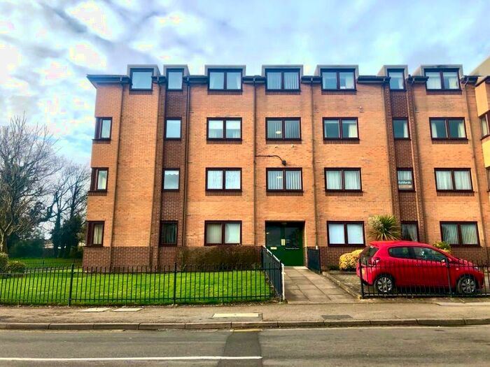 2 Bedroom Flat To Rent In Sutherland Avenue, Mount Nod, Coventry, CV5